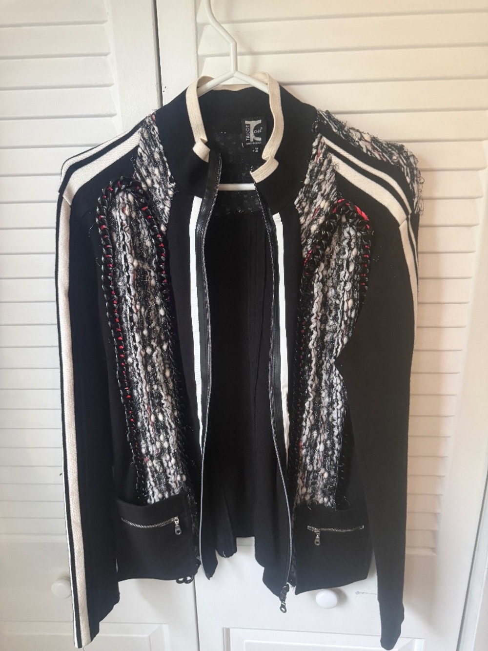 Tricot Chic cardigan size small